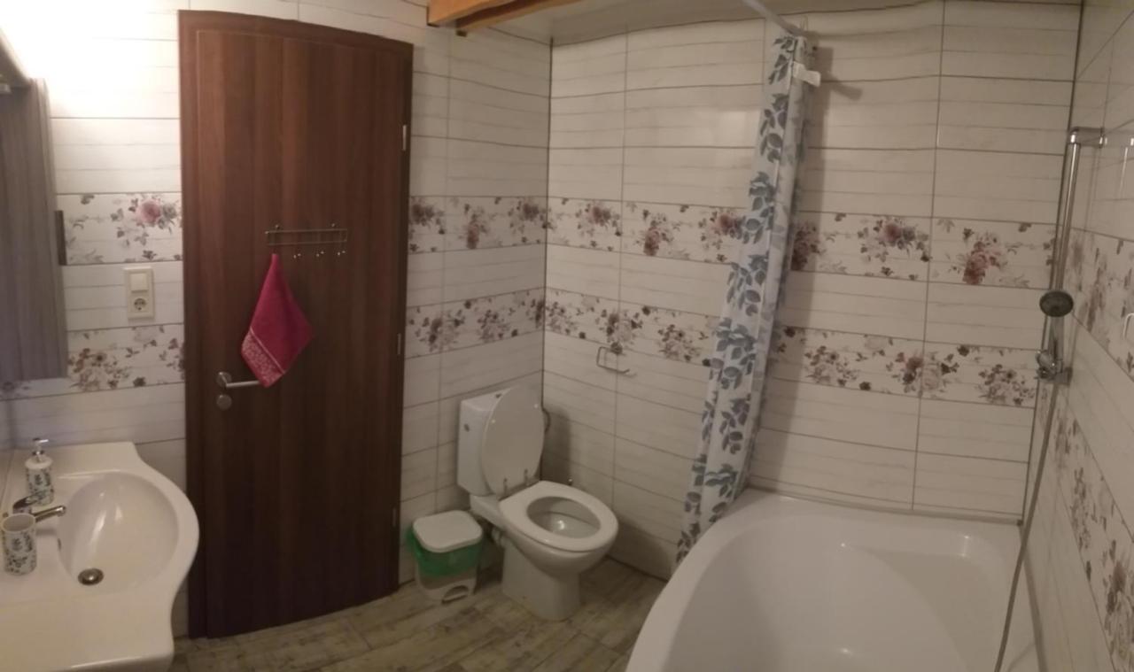 Toelgyerdo Apartman Kismaros Exterior photo